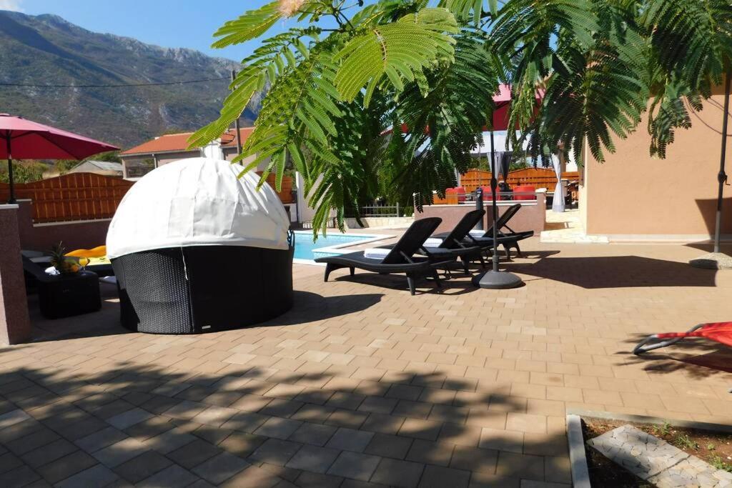 Holiday Home Jass Near Makarska Zagvozd Exterior photo