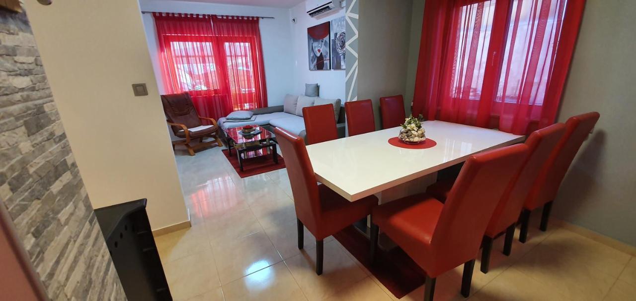 Holiday Home Jass Near Makarska Zagvozd Exterior photo