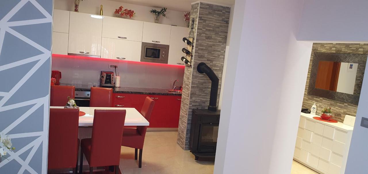Holiday Home Jass Near Makarska Zagvozd Exterior photo